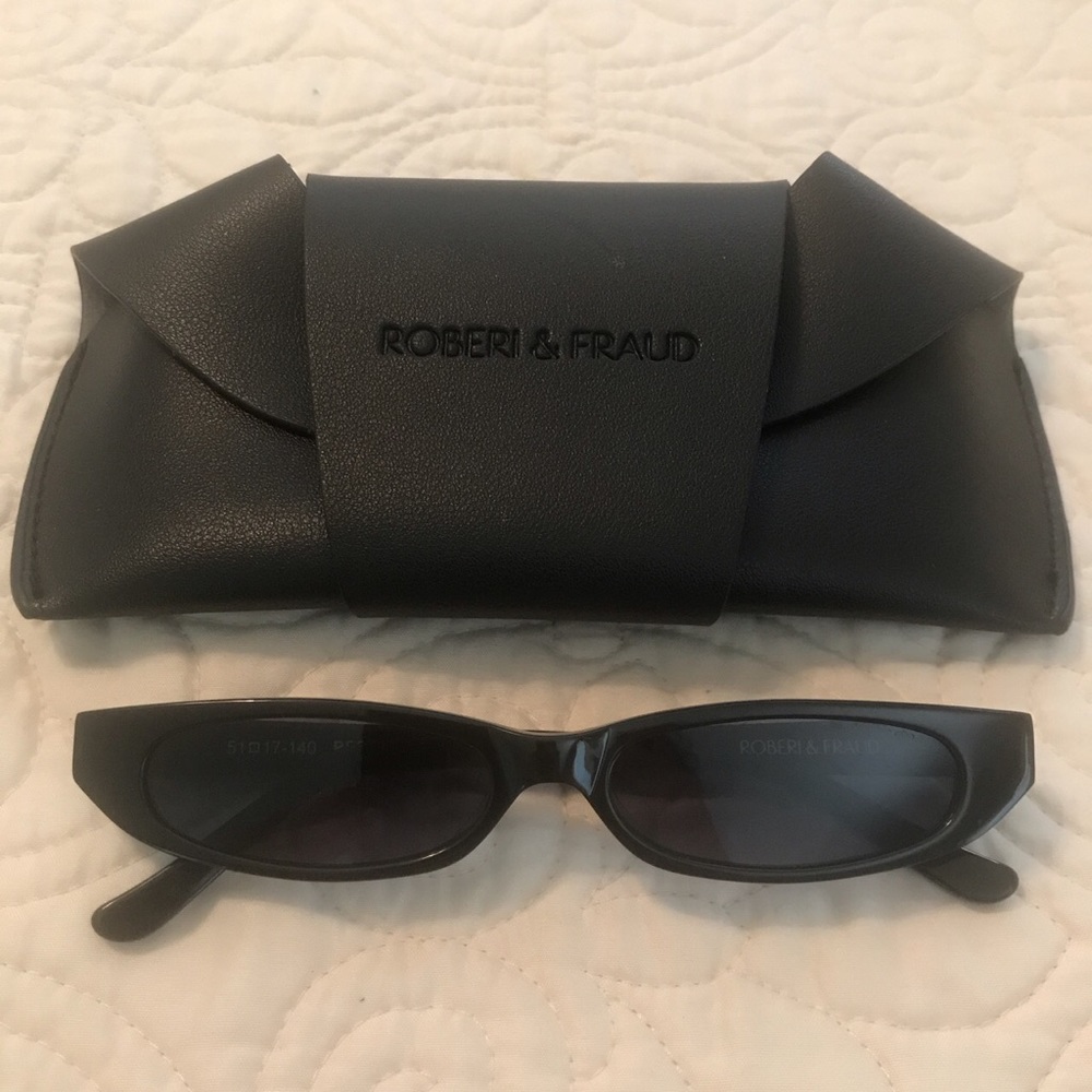 ROBERI & FRAUD Frances sunglasses